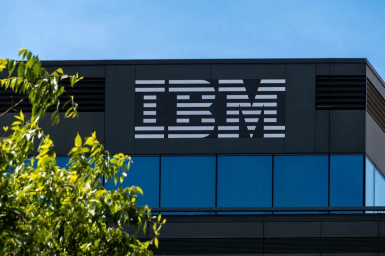 IBM предупреждава за критична уязвимост в API Connect